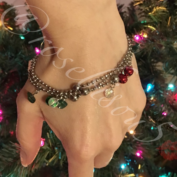 🎄🆕Holiday Cheer Bracelet - Picture 5 of 8